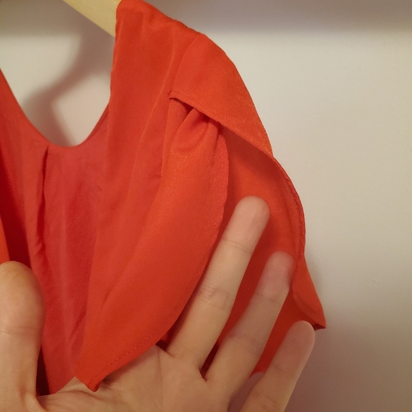 Molly Bracken V shape backless dress. Bow at tge back. Orange / red. Size L. - Picture 4 of 11